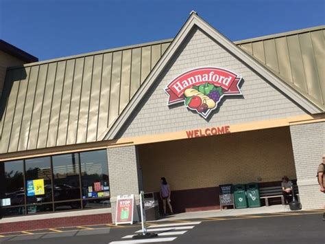 Hannaford ellsworth - May 9, 2023 · Hannaford Supermarkets will officially welcome customers to its new Blue Hill store, ... The Ellsworth American 1 Printing House Square Ellsworth, ME 04605 Phone: 207-667-2576 